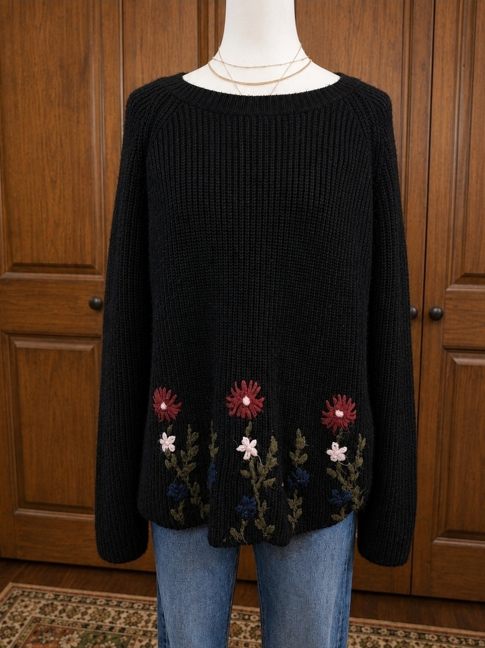Black Floral Embroidered Crewneck Sweater - Women's